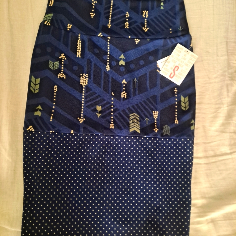 Lularoe Cassie